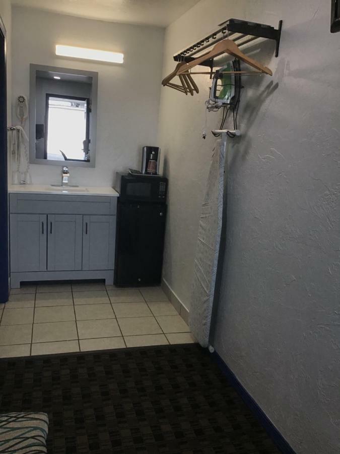 Budget Inn & Suites Oklahoma City Buitenkant foto